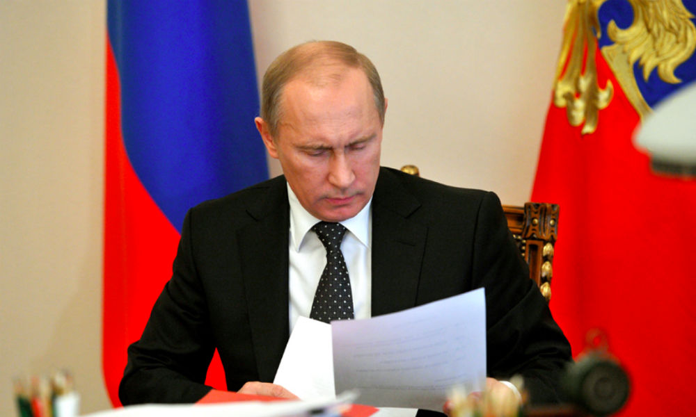 Путин уволил троих высокопоставленных сотрудников Следственного комитета 