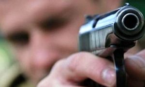 Мужчина расстрелял своих юных племянниц при штурме дома полицией на Алтае