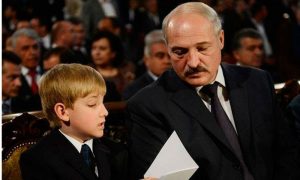 Лукашенко обиделся на журналистов из-за написанной 