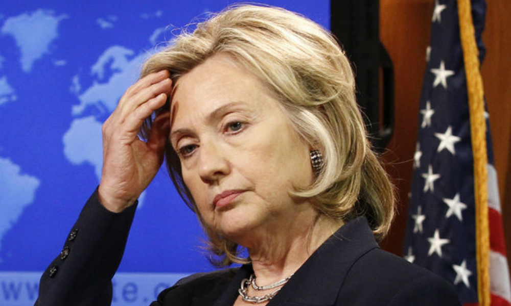 Хиллари Клинтон предложили опубликовать отчет о состоянии своего здоровья после обморока у всех на глазах 