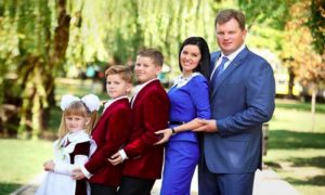Жена губернатора Киевской области заявила об исчезновении супруга