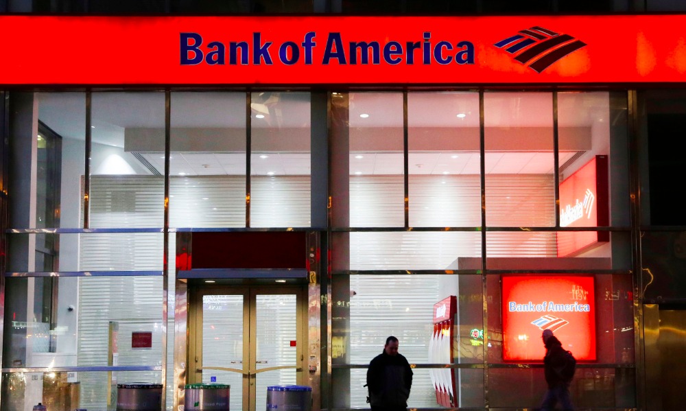 По негативному сценарию: Bank of America сделал прогноз об обвале рубля в 2017 году 