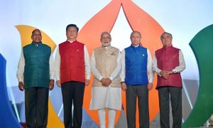 Лидеры стран БРИКС нарядились для фотосессии в национальную индийскую одежду