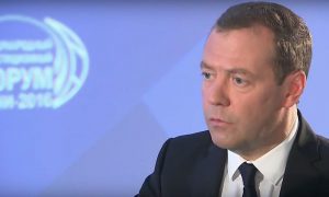 Медведев предрек возможность скорого снижения ключевой ставки Центробанка