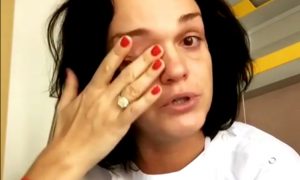 Певица Слава в слезах умоляла на видео простить ее из-за страшной болезни