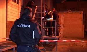 Опубликовано видео с места подрыва на гранате у киевской пекарни украинского дезертира