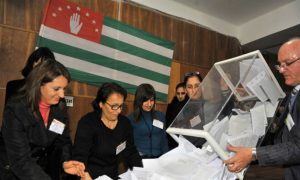 Абхазия встала на пороге новых политических испытаний