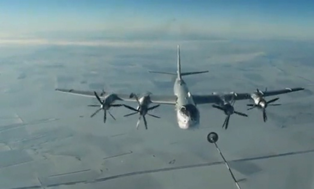 Минобороны выложило впечатляющее видео удара российских ВКС по объектам боевиков в Сирии 