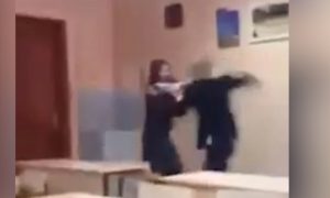 В Иркутске девятиклассник избил одноклассницу