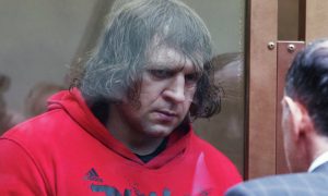 Осужденный за изнасилование боец Александр Емельяненко на два года раньше вышел из колонии