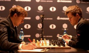 Карякин и Карлсен снова сыграли вничью – борьба за шахматную корону продолжается
