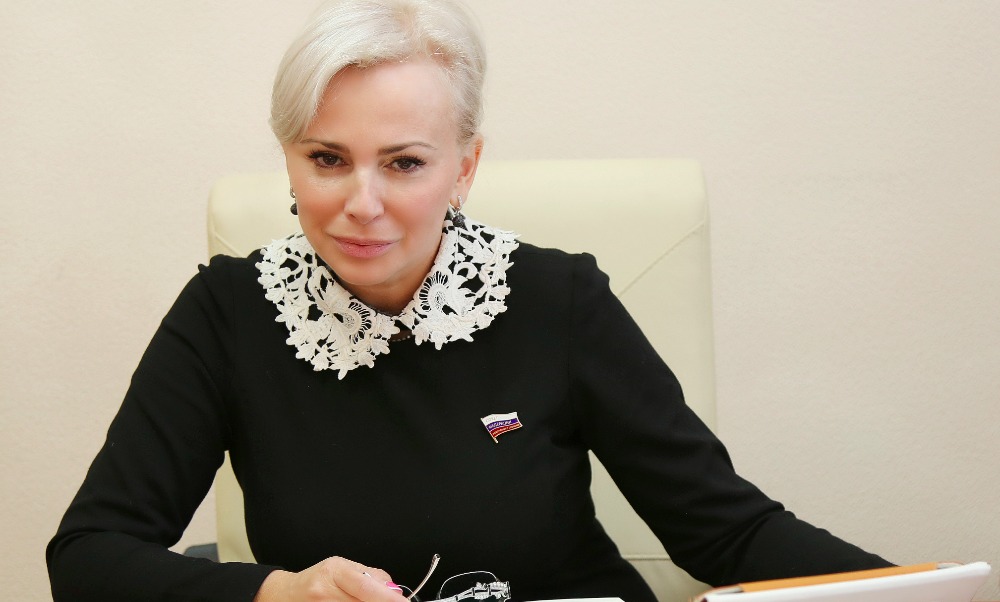 Ради единства всех народов: крымский сенатор заявила о необходимости в России новой идеологии 