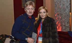 Песков в ответ на критику мировых СМИ в адрес Навки заявил о гордости за свою жену