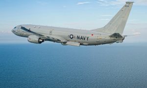 Американцы отправили из Италии патрульный самолет к авианосной группе РФ в Средиземноморье