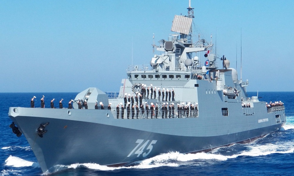 Новейший фрегат ВМФ России «Адмирал Григорович» отправился из Севастополя к берегам Сирии 