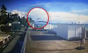 Крушение вертолета Eurocopter в Сочи с гибелью двух человек попало на видео