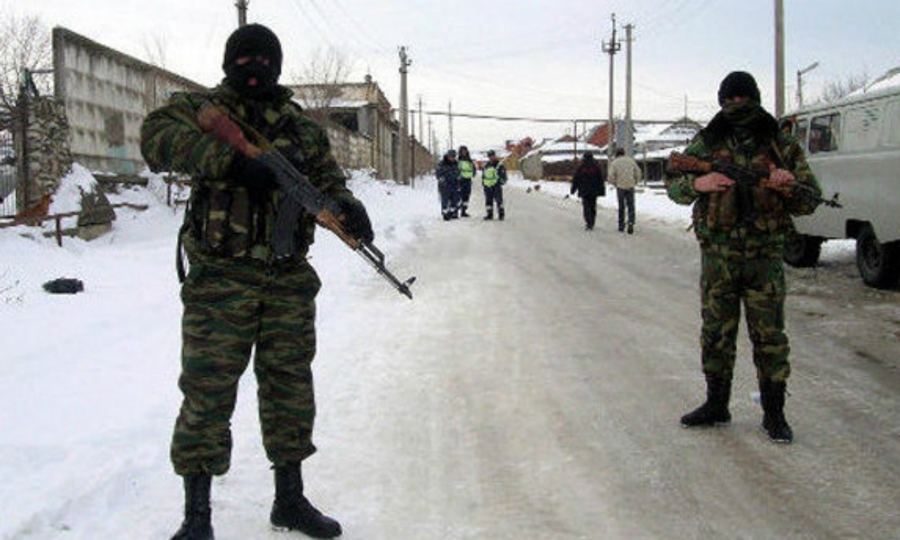 Чеченский полицейский был застрелен во время спецоперации в Грозном 