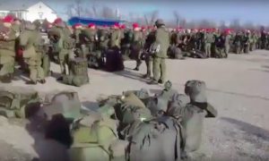 Опубликовано видео подготовки спецназовцев Чечни к вылету в Сирию для охраны авиабазы 