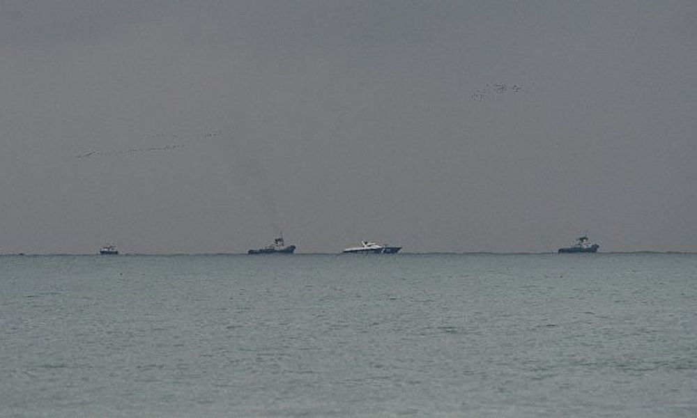 Опубликованы первые фотографии с места крушения самолета Ту-154 в Черном море 