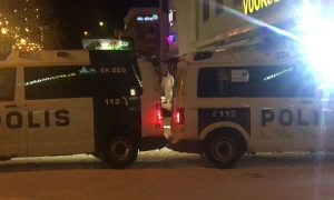 Преступник застрелил из дробовика трех человек в приграничном с Россией финском городе