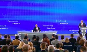 Путина в начале большой пресс-конференции порадовало снижение оттока капитала из России