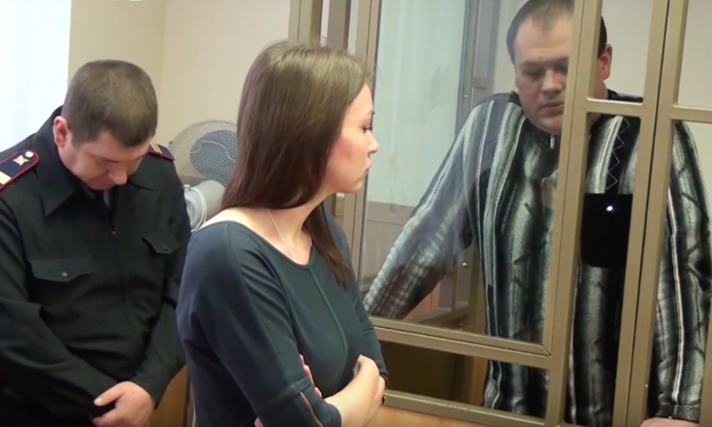 Чиновнику за получение взятки на сумму почти 400 тысяч рублей дали семь лет в Волгодонске 