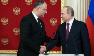 Путин пообещал Додону, что Россия станет гарантом исполнения договоренностей между Молдавией и Приднестровьем