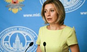 Захарова рассказала о попытке вербовки российского дипломата в США во время покупки лекарства для Примакова