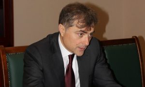 Сурков отказался встречаться с оппозиционной партией во время визита в Южную Осетию