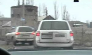 Представители ОБСЕ спешно покидают Донецк