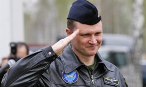 Командующего ВВС Литвы уволили в запас из-за решения ремонтировать советские вертолеты Ми-8Т в России