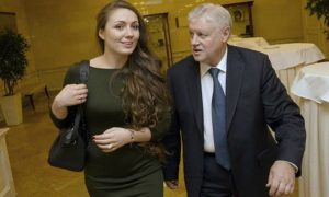 Самой молодой первой леди России может стать жена Сергея Миронова