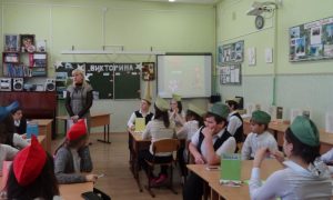 Неудачная шутка одноклассника привела к перелому позвоночника у девочки в Екатеринбурге