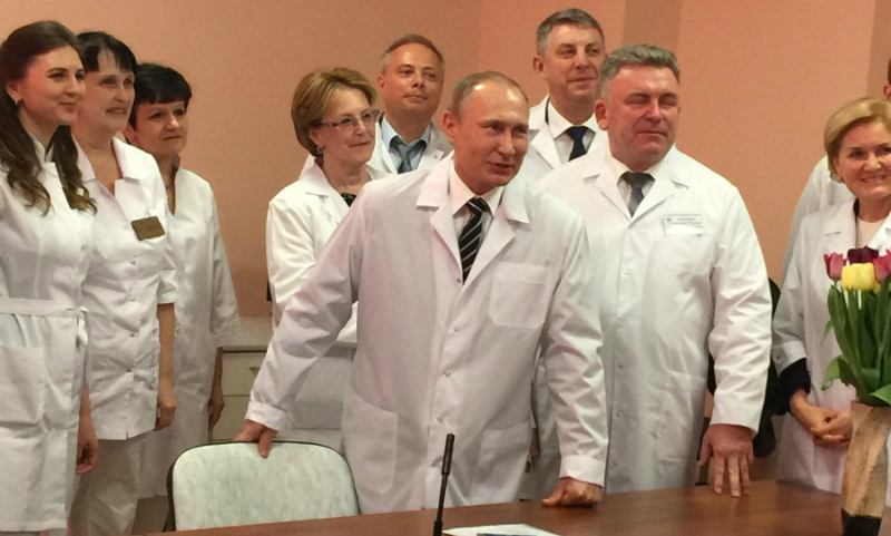 Путин сообщил о снижении материнской смертности до нуля 