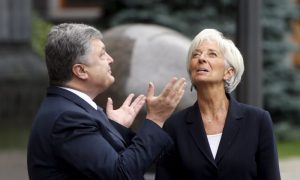 Порошенко после решения МВФ по траншу заявил о потере Украиной влияния над Донбассом