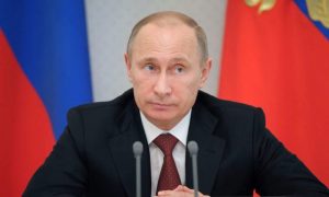 Путин призвал прокуратуру быть оком государства и продолжать противодействовать коррупции