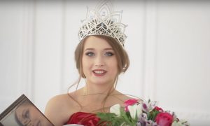 18-летняя сургутянка выиграла титул «Мисс Виртуальная Россия», диадему с бриллиантами и BMW