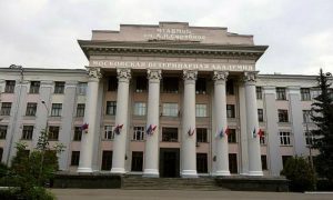 Рособрнадзор запретил трем государственным вузам набирать студентов из-за нарушений