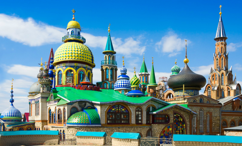 Уникальный Храм всех религий загорелся в Казани: есть погибшие 