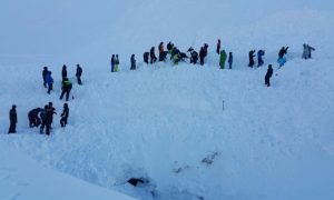 Лавина унесла жизни чемпиона «Газпрома» по горным лыжам и его 9-летнего сына на Камчатке
