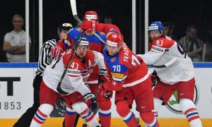 Россия вышла в полуфинал ЧМ по хоккею после «сухой» победы над Чехией