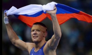 Опубликовано видео победы российского борца на чемпионате Европы по греко-римской борьбе