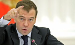 Медведев поставил точку в вопросе о налоге на бездетность