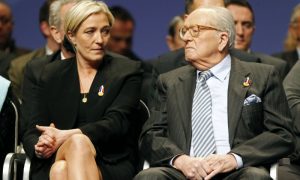 Отец Марин Ле Пен назвал причиной её поражения на выборах увлеченность идеей Frexit