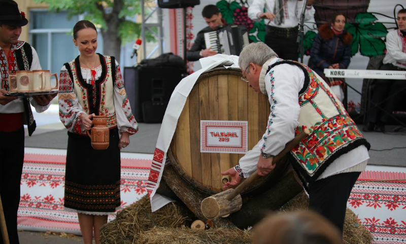 Роспотребнадзор после проверки разрешил ввоз 20 видов молдавских вин 