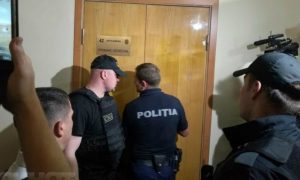 Обыски начались в кабинете у мэра Кишинева Дорина Киртоакэ