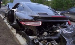 Новый Porsche разбили во время тест-драйва в Ростовской области