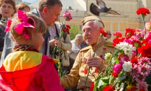 В Роструде жителям страны напомнили о предстоящей короткой рабочей неделе