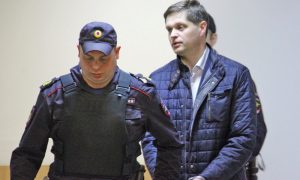 На всех российских чиновников-коррупционеров создадут досье