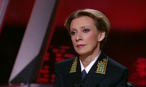 Московский кинофестиваль открылся песней дипломата Марии Захаровой